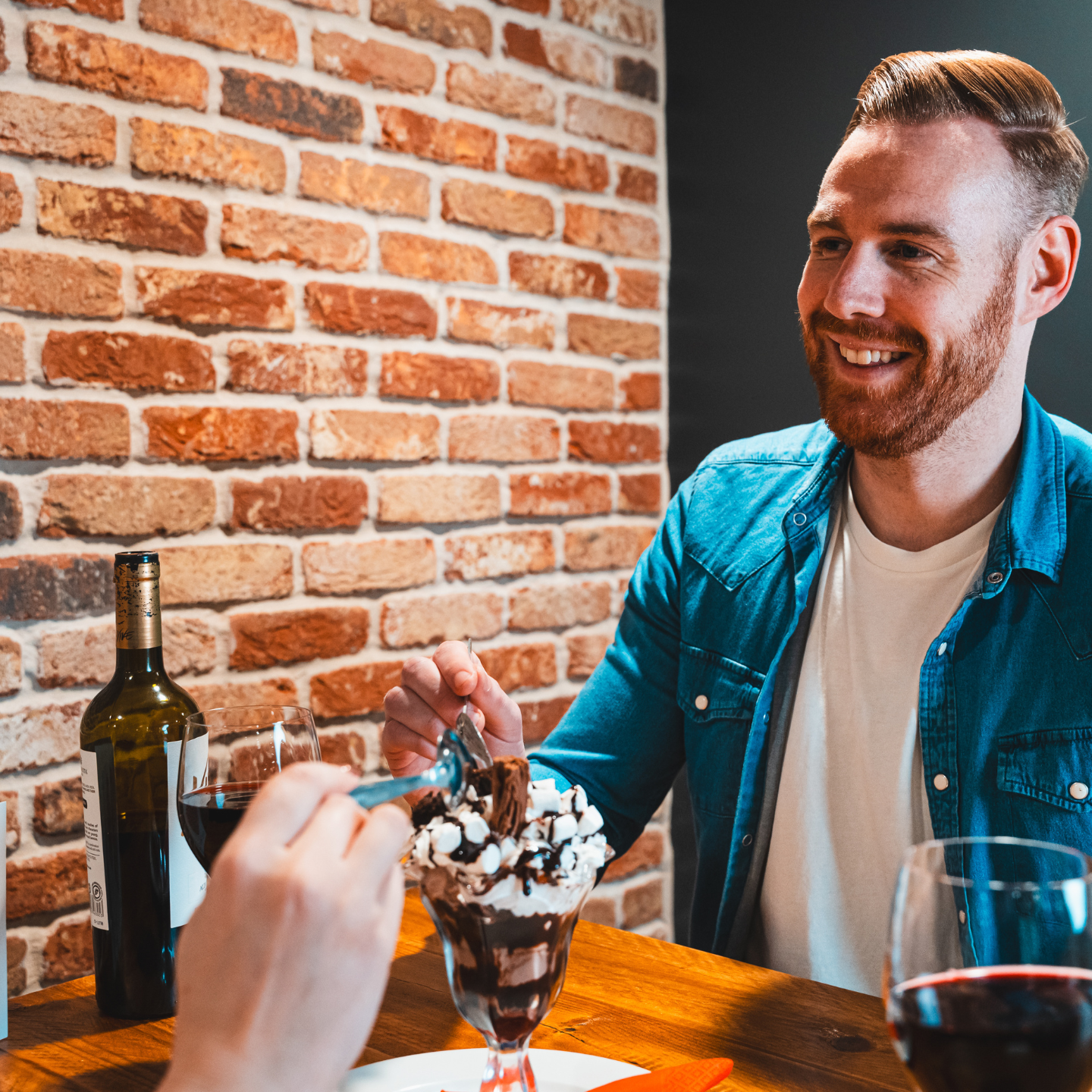 Valentine’s Weekend Dining & Treat Menu at The Queen Of Hearts in Runcorn