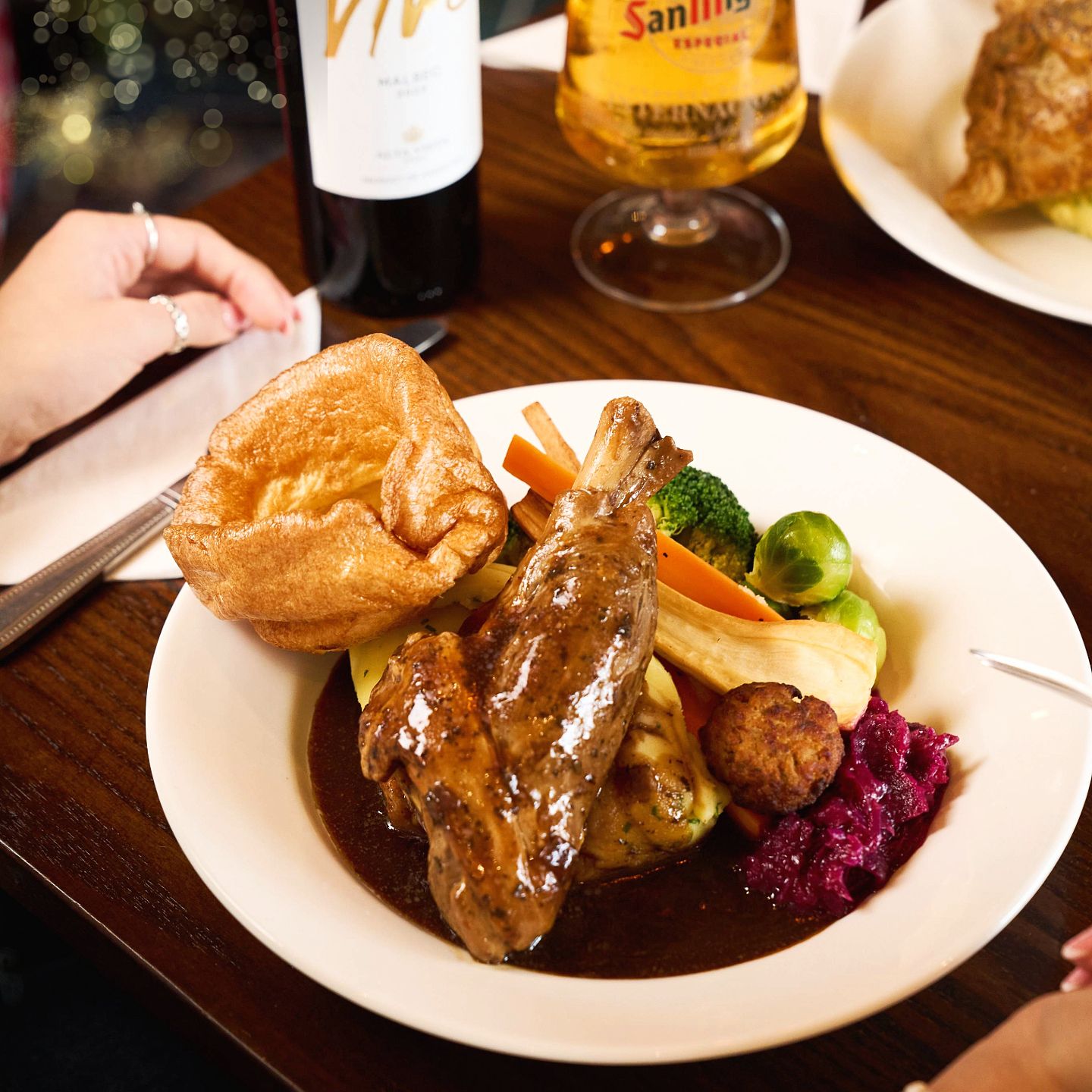 Christmas Day 2025 Lunch, Dinner & Dining at The Queen Of Hearts in Runcorn